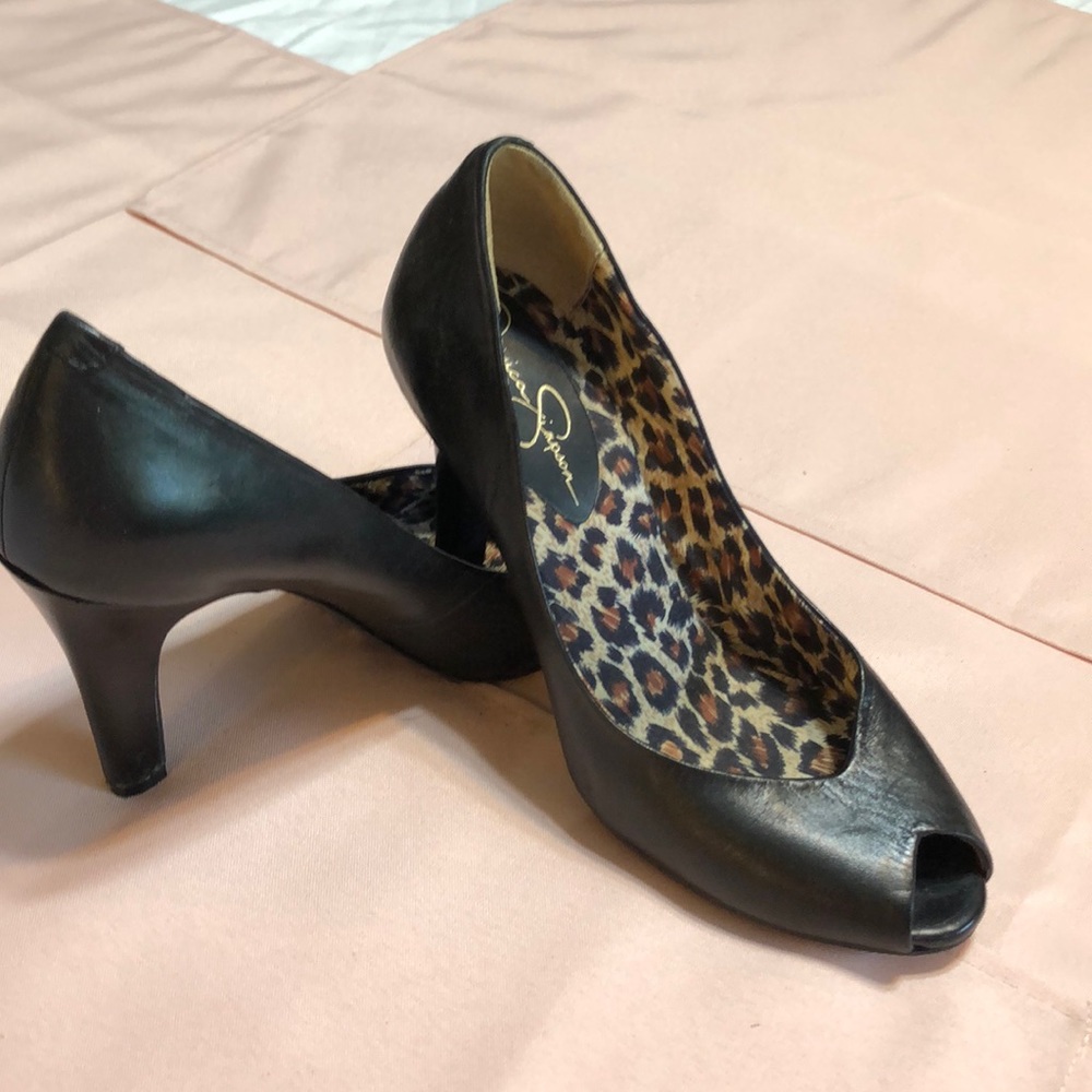 Women’s shoes